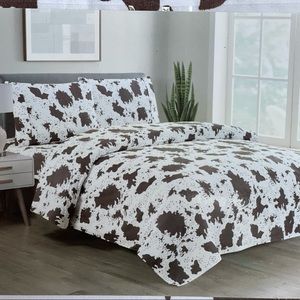 Brand new Queen size bed sheet set, 4PCS,deep pocket,Caw print